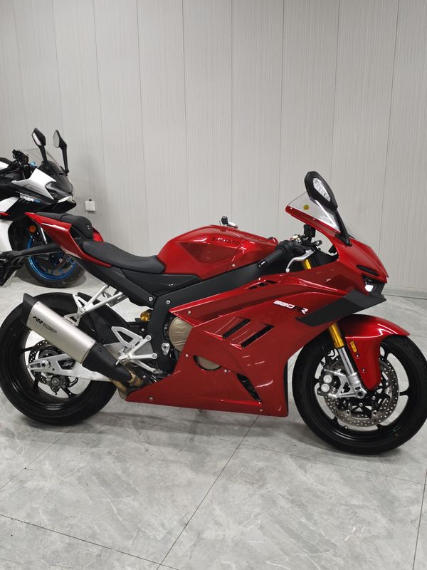 二手张雪机车820RR