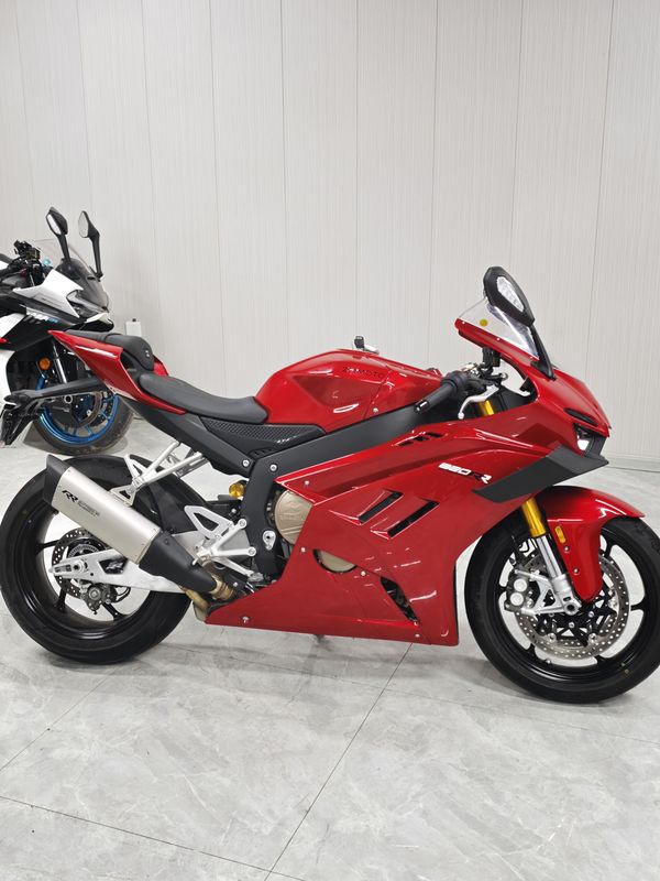 二手张雪机车820RR