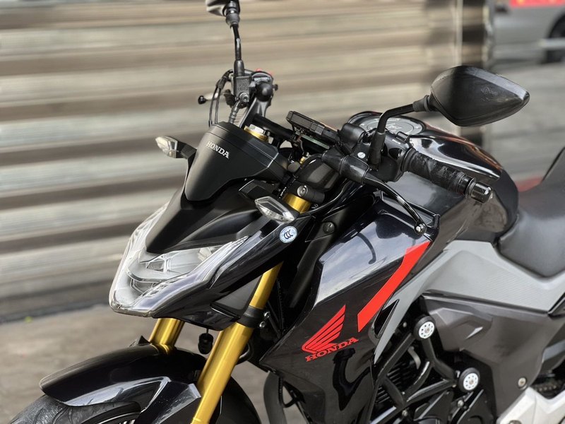 二手五羊本田CB190R 暴锋眼