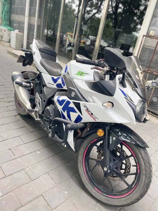 二手豪爵铃木GSX250R