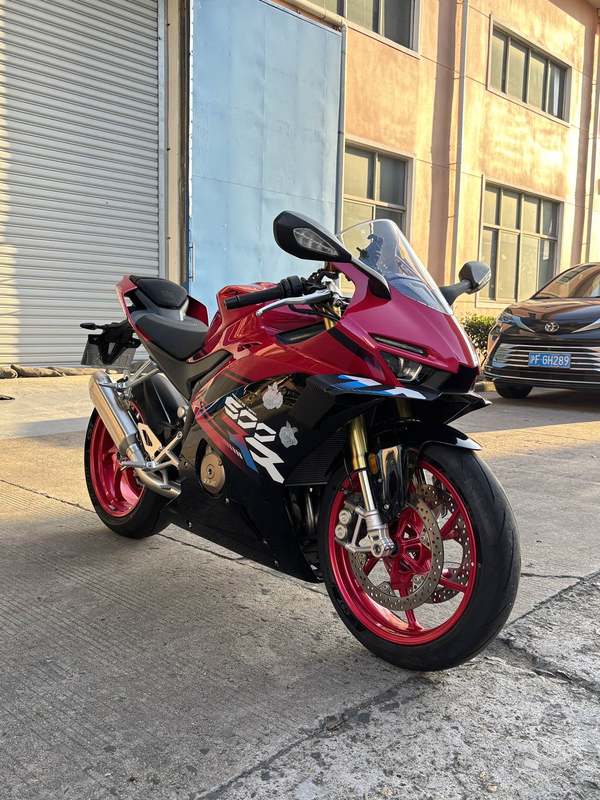 二手张雪机车500RR