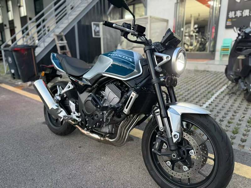 二手本田CB500 Super Four