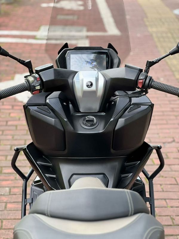 二手无极SR250GT