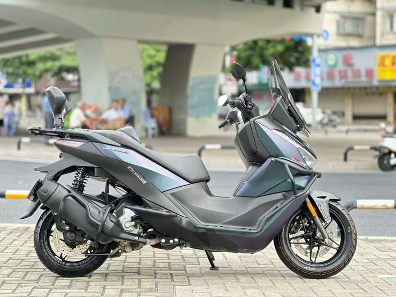 二手无极SR250GT