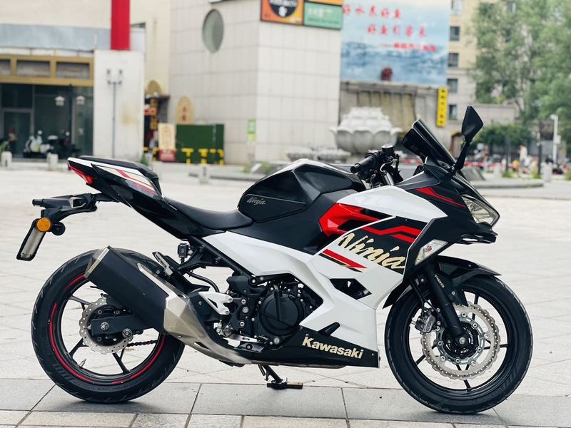 二手川崎Ninja 400