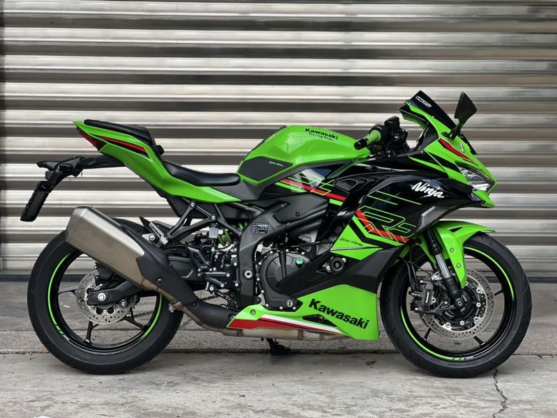 二手川崎ZX-4R
