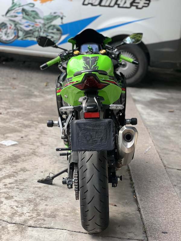 二手川崎ZX-4R