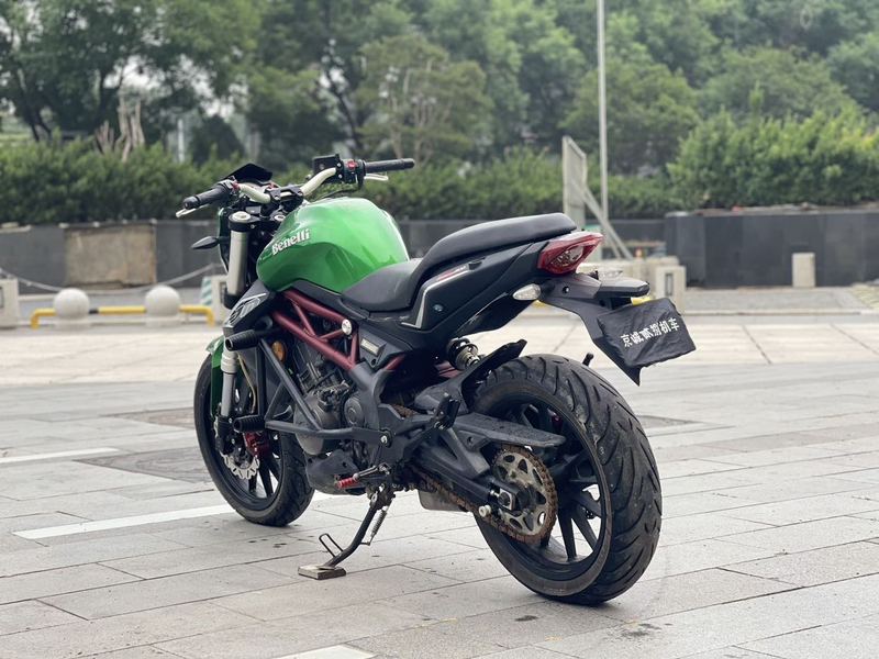 二手贝纳利蓝宝龙 BN302S