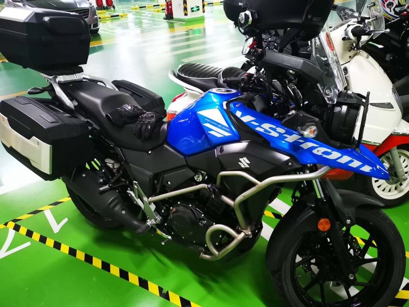 二手豪爵铃木DL250