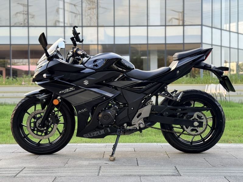 二手豪爵铃木GSX250R