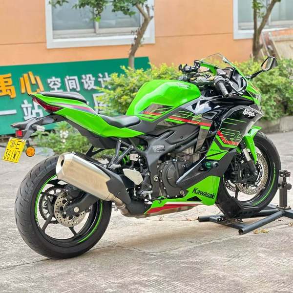二手川崎ZX-4R