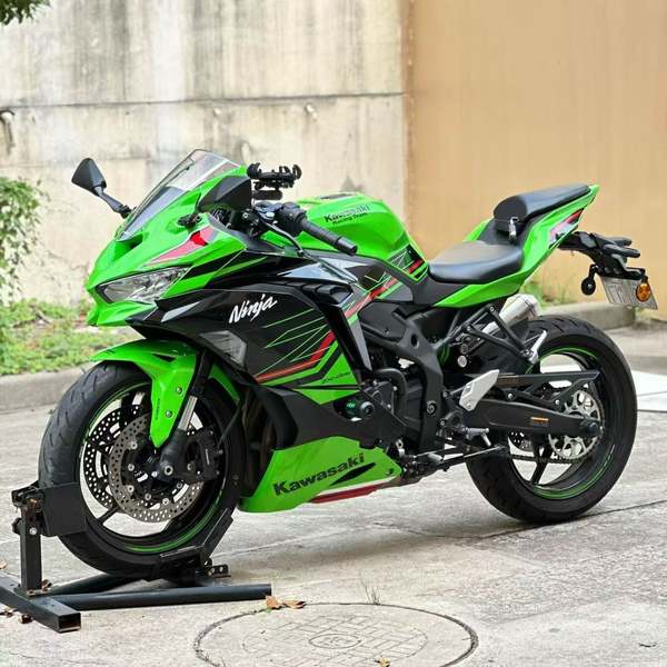 二手川崎ZX-4R