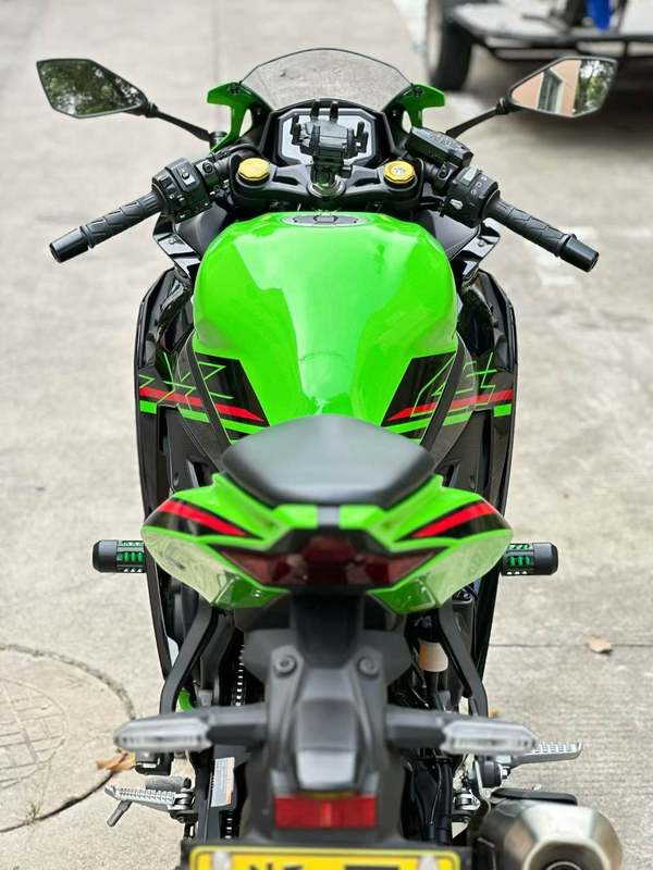 二手川崎ZX-4R