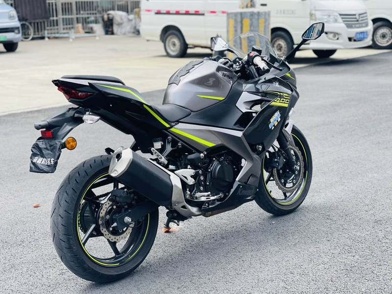 二手川崎Ninja 400