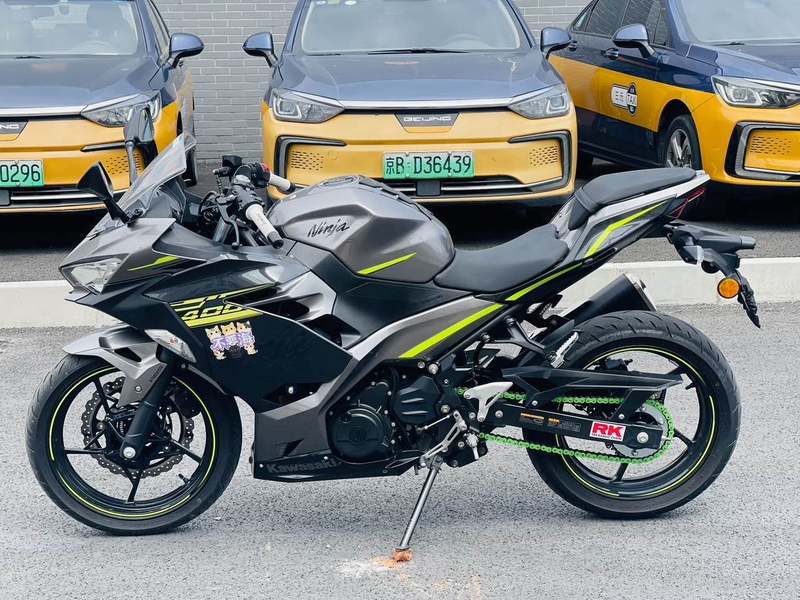二手川崎Ninja 400