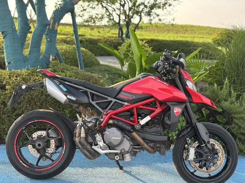 二手杜卡迪Hypermotard 950