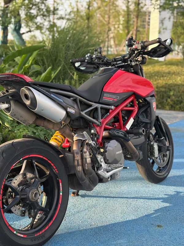 二手杜卡迪Hypermotard 950