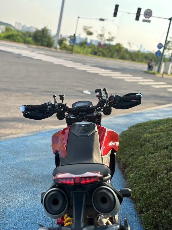 二手杜卡迪Hypermotard 950