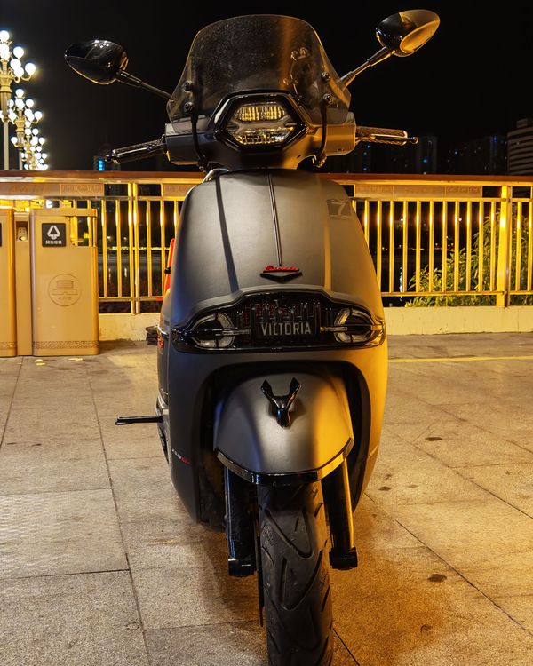 二手维多利亚Sixties 250Si