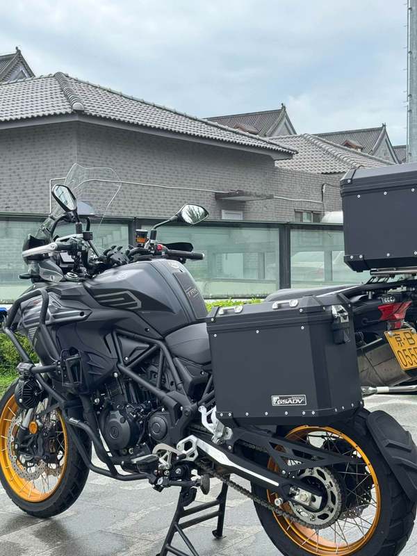 二手贝纳利TRK552