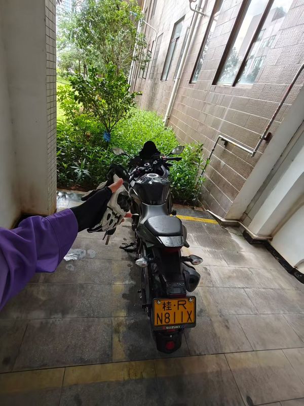 二手豪爵铃木GSX250R