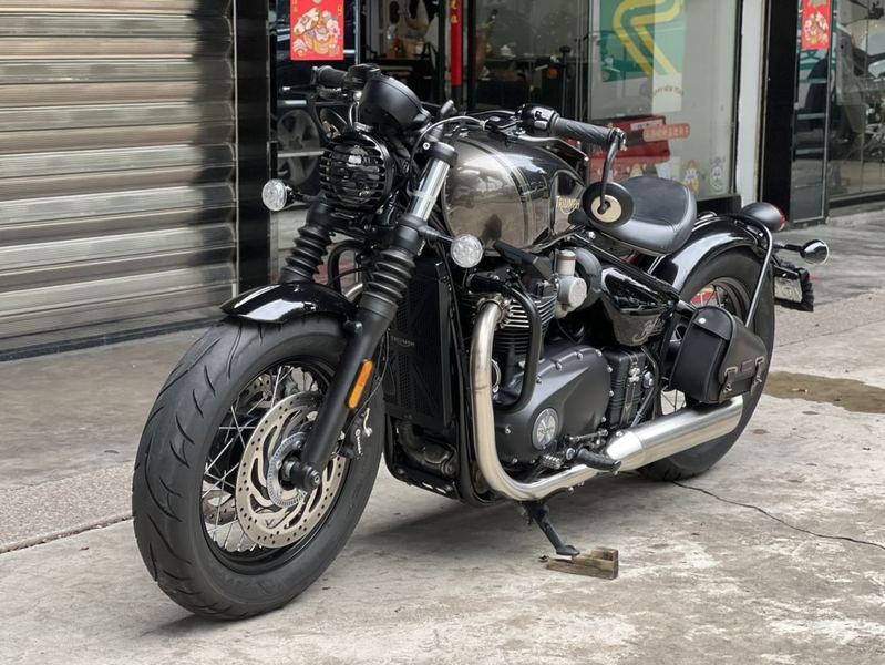 二手凯旋Bonneville Bobber