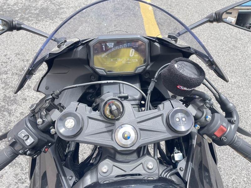 二手川崎Ninja ZX-6R 