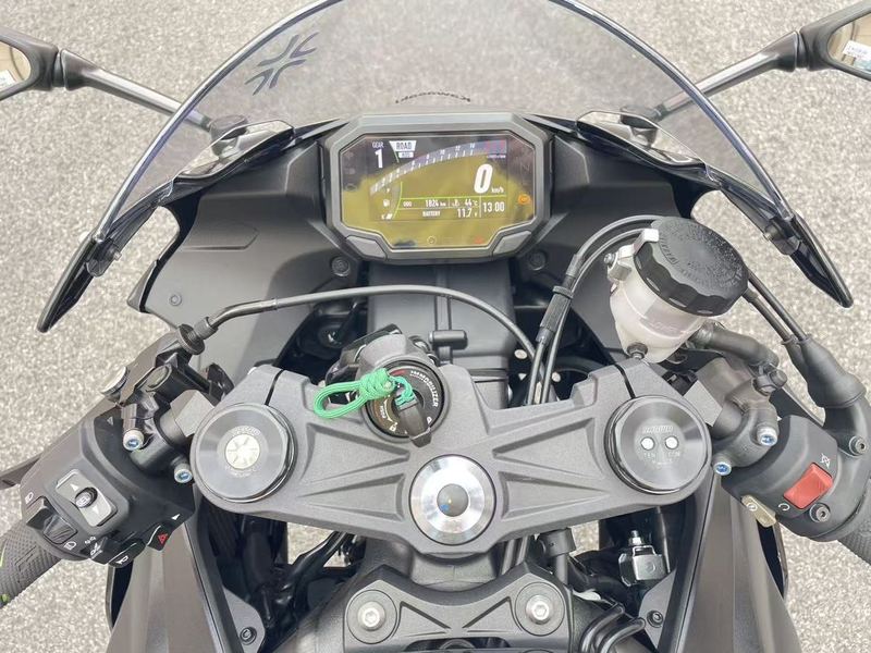 二手川崎Ninja ZX-6R 