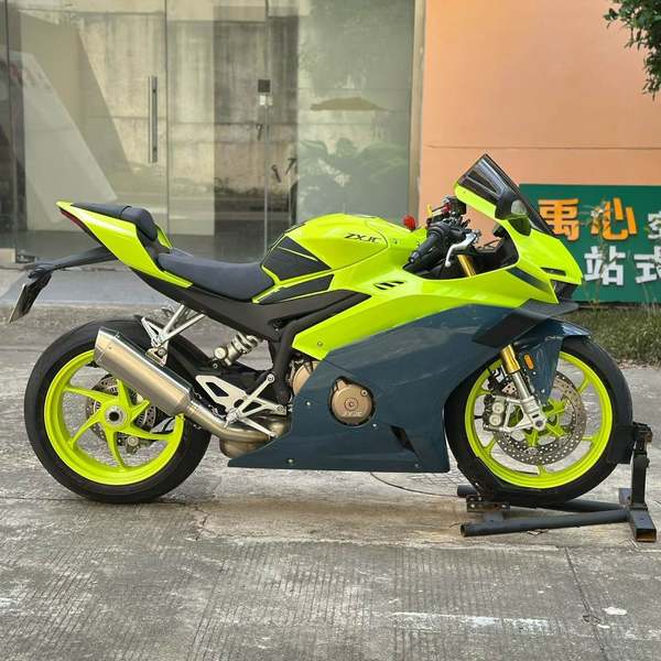 二手张雪机车500RR