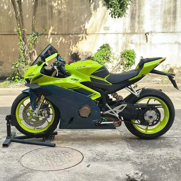 二手张雪机车500RR