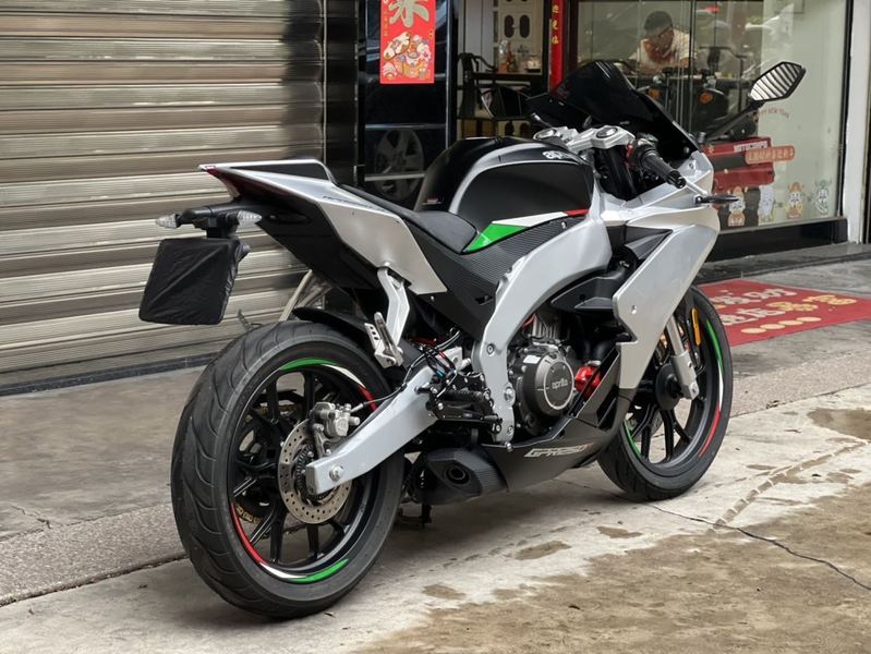 二手宗申阿普利亚GPR250R