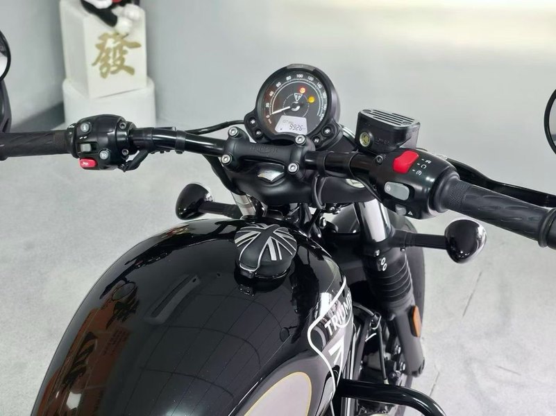 二手凯旋Bonneville Bobber