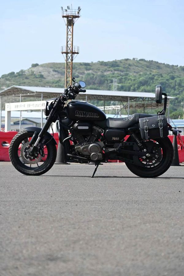 二手QJMOTOR闪300