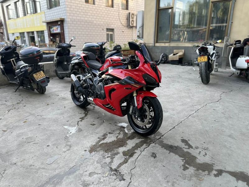 二手QJMOTOR赛800