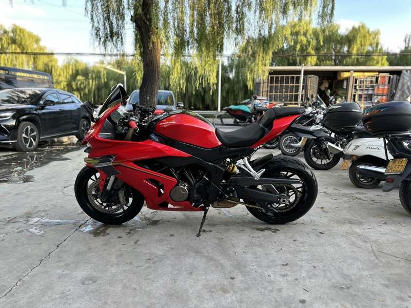 二手QJMOTOR赛800