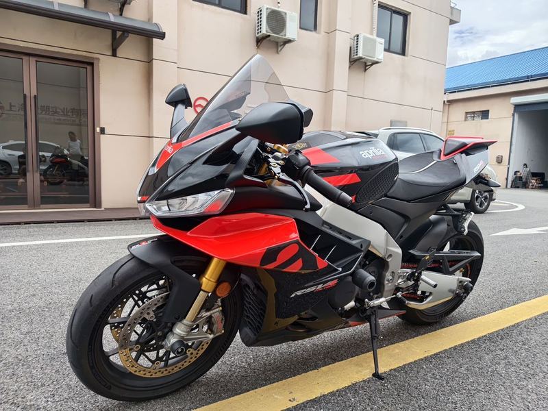 二手阿普利亚RSV4
