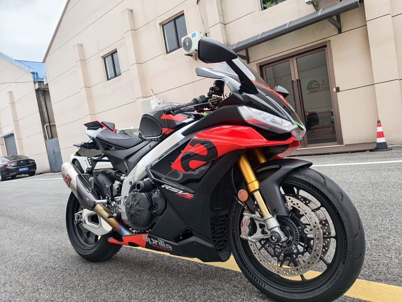 二手阿普利亚RSV4