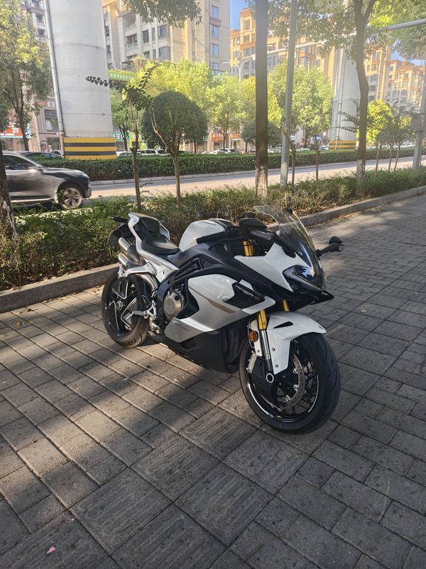 二手春风750SR-S