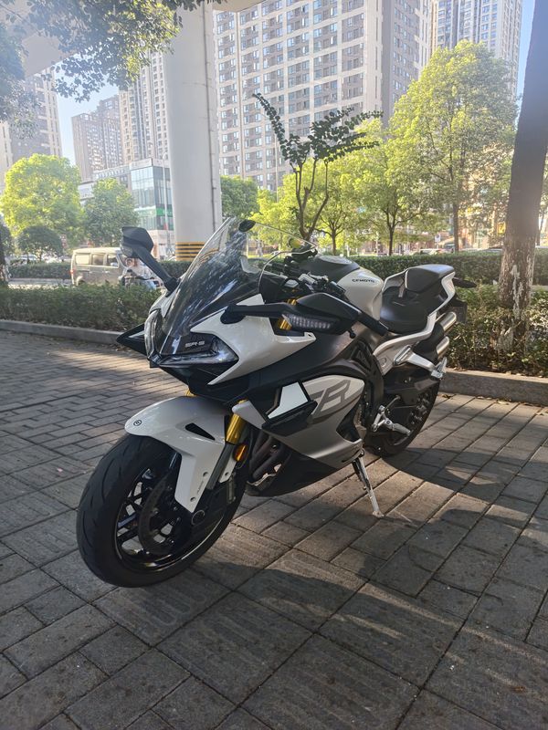 二手春风750SR-S