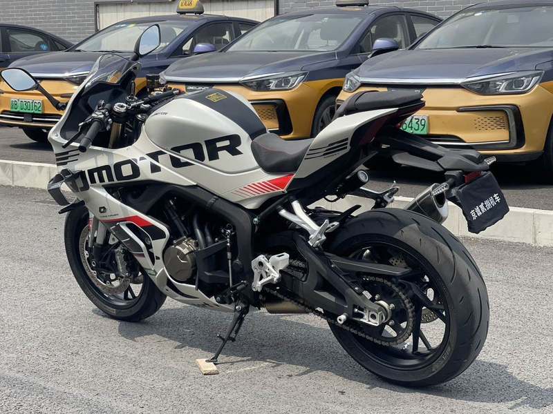 二手QJMOTOR赛800