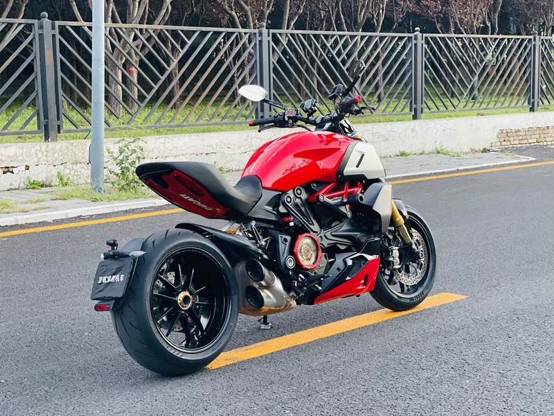 二手杜卡迪Diavel 