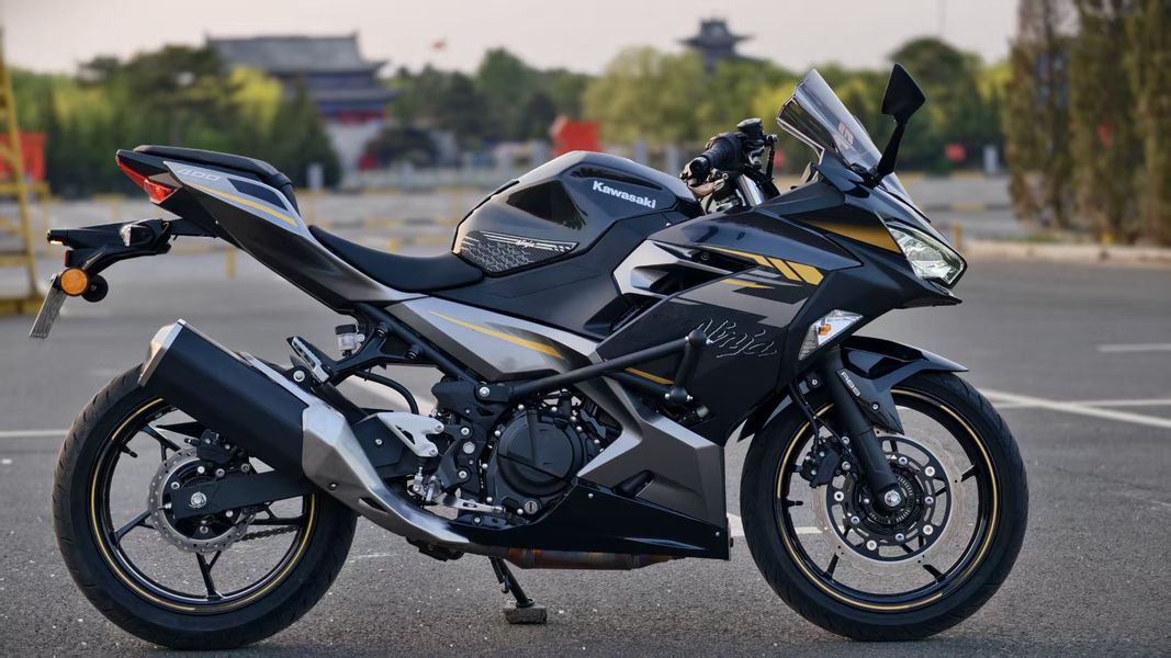 二手川崎Ninja 400