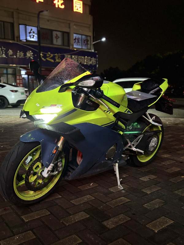 二手张雪机车500RR