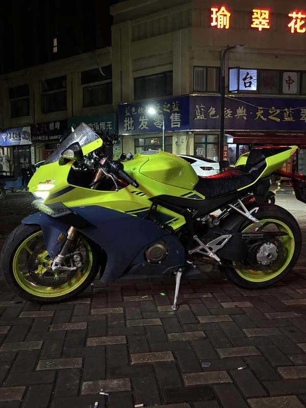 二手张雪机车500RR