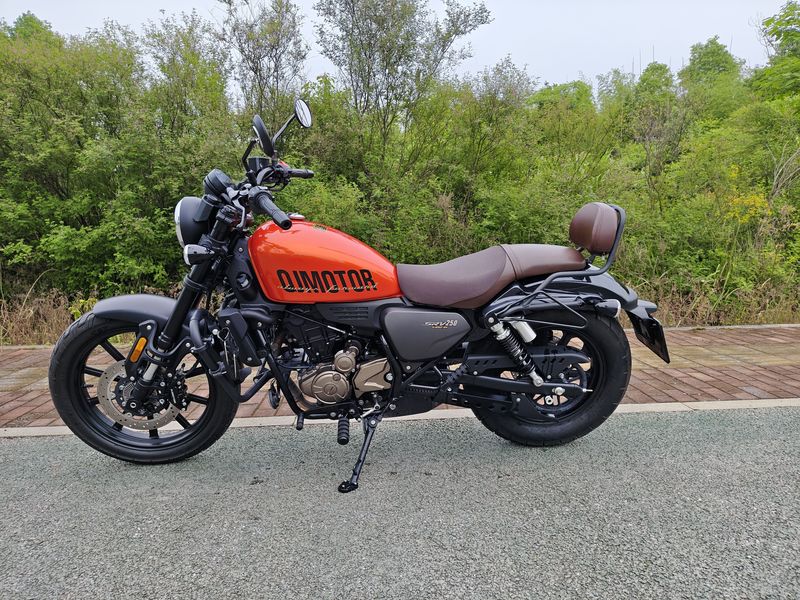 二手QJMOTOR闪250