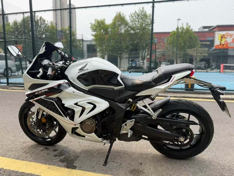 二手本田CBR650R