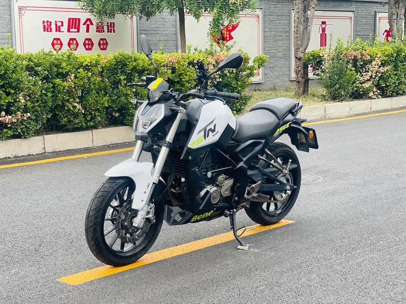 二手贝纳利小黄龙 TNT25