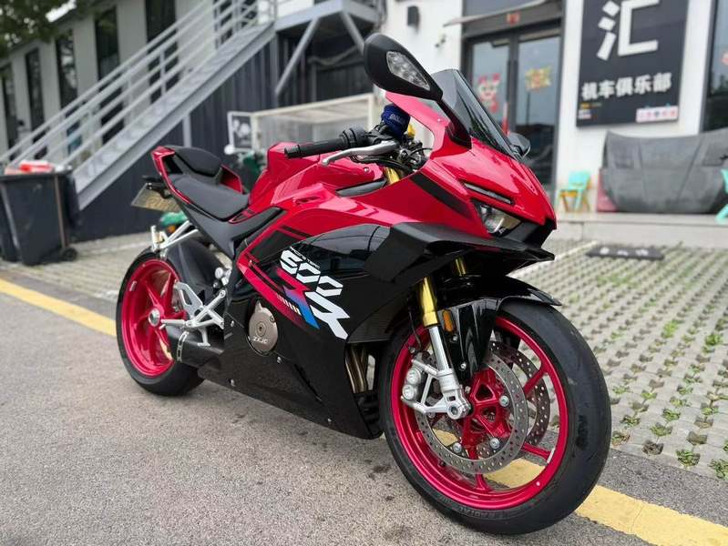 二手张雪机车500RR
