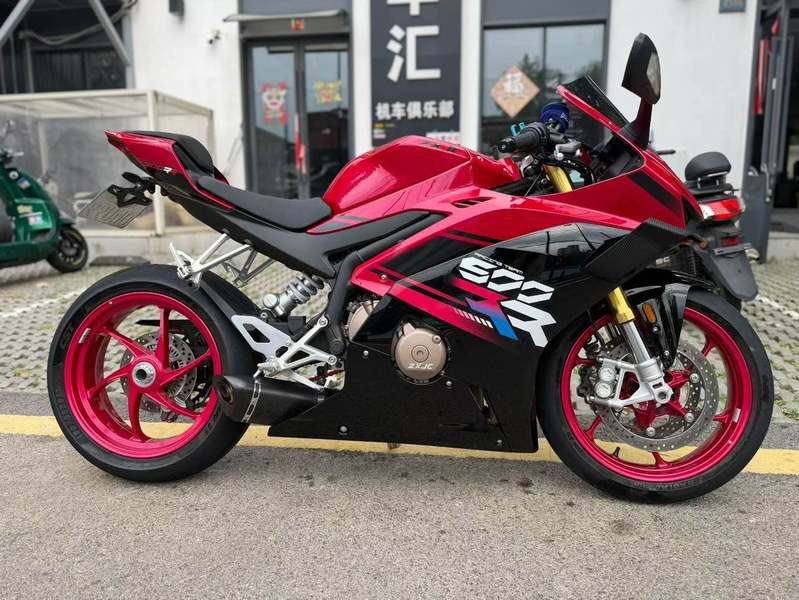 二手张雪机车500RR