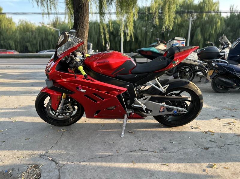 二手张雪机车820RR
